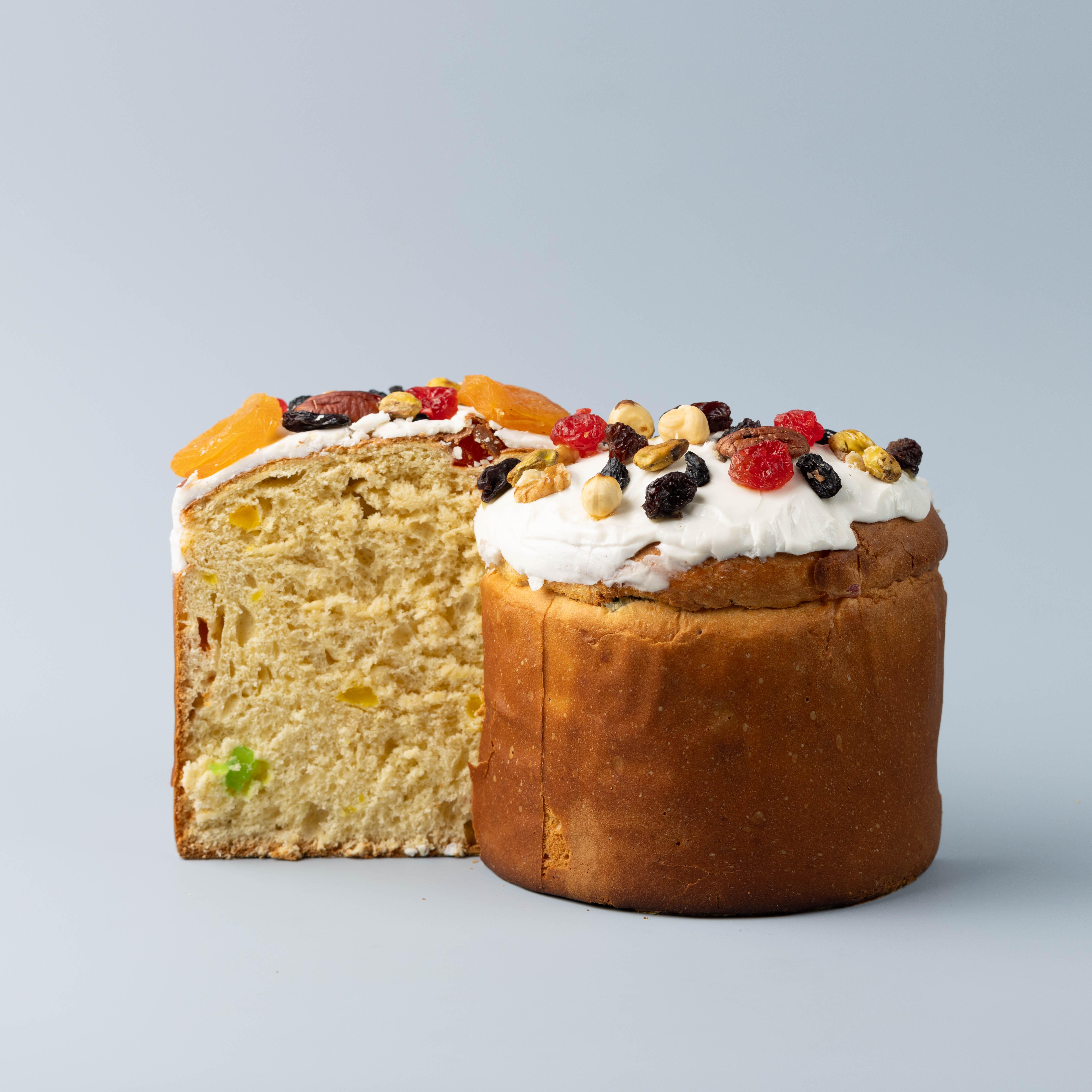 Фирменный кулич с цукатами