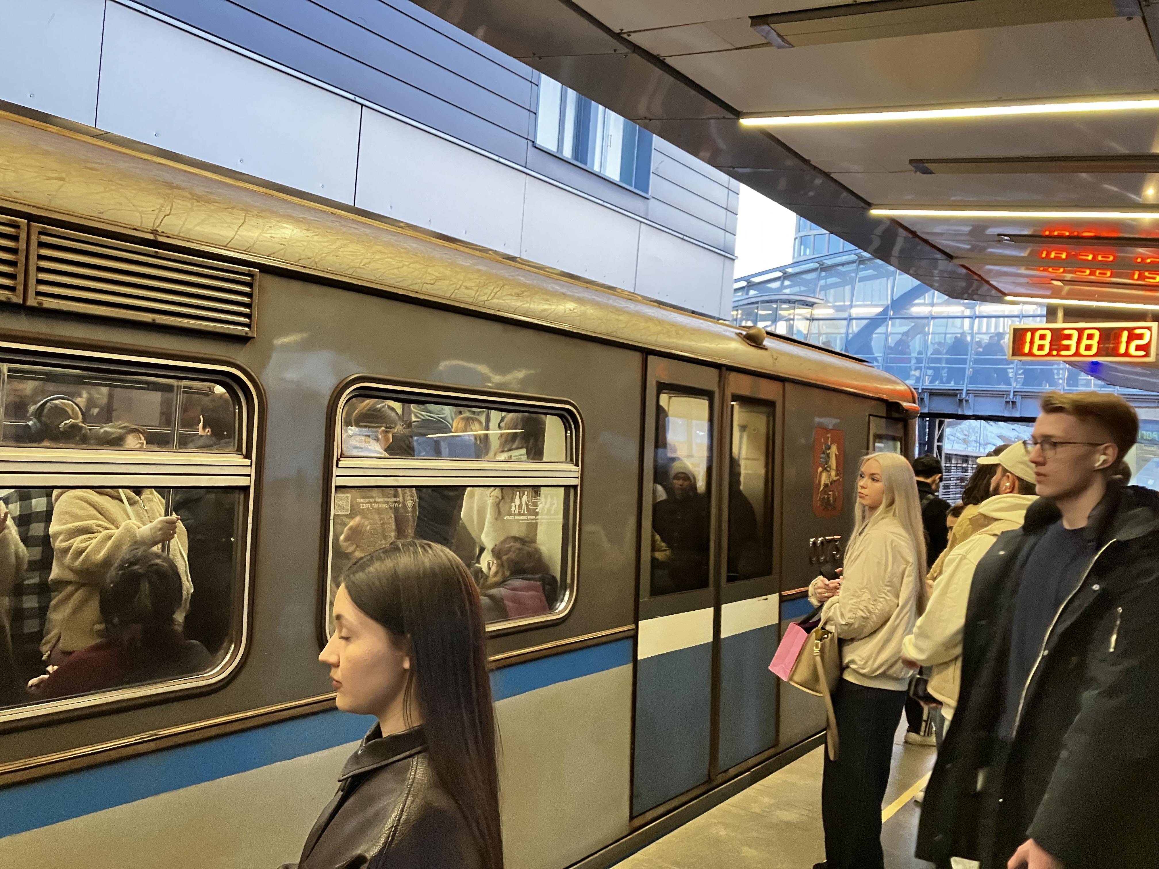 gKi9uzmxbuj65B5VvJCsRPqVOkm178Cmq7t2gUr9