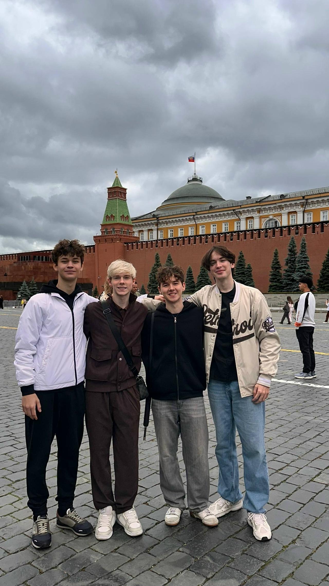 https://s10.iimage.su/s/20/u34GTrpxdjdcvhta1pgko6opziyeIEMHaeJ51zbMm.jpg