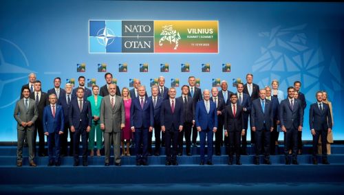 https://s10.iimage.su/s/22/th_gj5iTYqxbFMiViqTeNwQRjpBLis7KmCoirzENHBpR.jpg